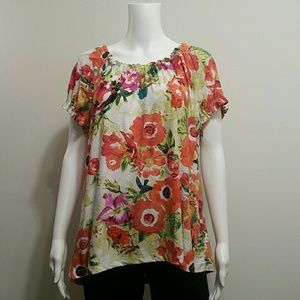 NWT JM Collection Stretch Top